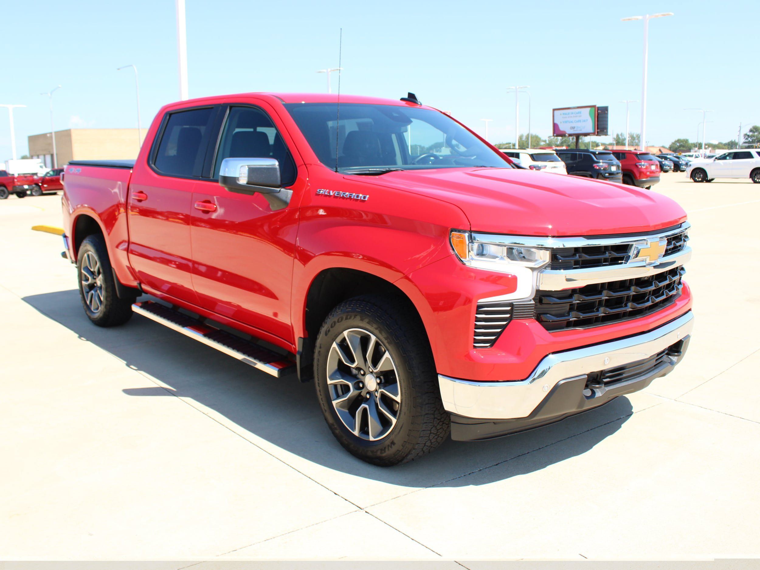 Used 2024 Chevrolet Silverado 1500 LT w/ Safety Package AWD/4WD image 10