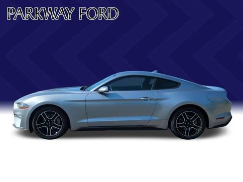 Used 2022 Ford Mustang Coupe w/ Equipment Group 101A RWD image 2