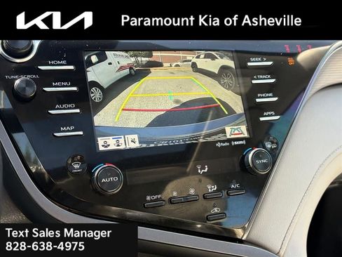 Used 2019 Toyota Camry SE w/ Audio Package image 9