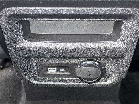 Used 2022 Volkswagen Tiguan SE R-Line image 19