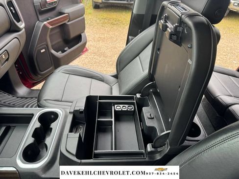 Used 2019 Chevrolet Silverado 1500 LT Trail Boss AWD/4WD image 23