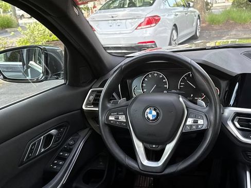 Used 2020 BMW 330i xDrive Sedan w/ Convenience Package AWD/4WD image 22