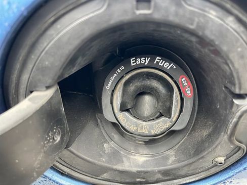 Used 2010 Ford Fusion SEL FWD image 19