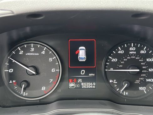 Used 2024 Subaru Crosstrek 2.0i image 14