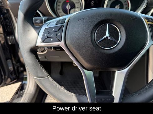 Used 2016 Mercedes-Benz SLK 300 image 10