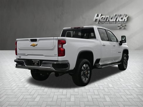 Used 2026 Chevrolet Silverado 2500 LT w/ Safety Package AWD/4WD image 10