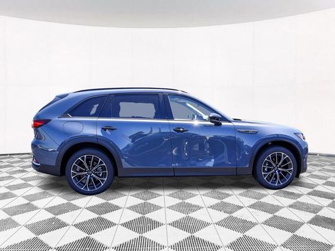 Used 2025 MAZDA CX-70 Plug-In Hybrid w/ Premium Pkg image 14