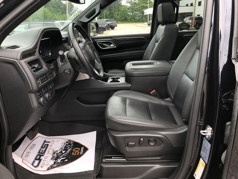 Used 2023 Chevrolet Tahoe Z71 w/ Z71 Off-Road Package AWD/4WD image 13