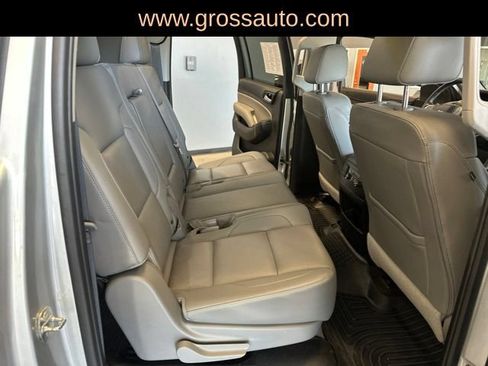 Used 2018 Chevrolet Suburban LT w/ Luxury Package AWD/4WD image 44