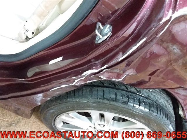 Used 2013 Lincoln MKZ FWD image 18