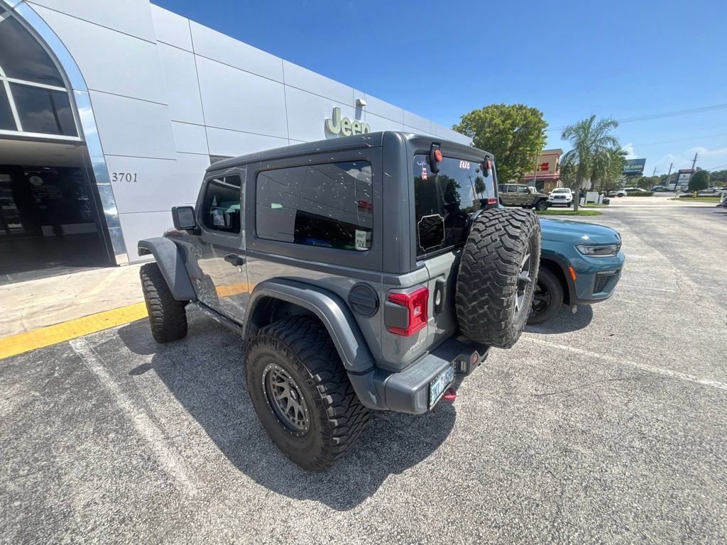 Used 2019 Jeep Wrangler Rubicon w/ LED Lighting Group AWD/4WD image 9