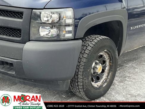 Used 2010 Chevrolet Silverado 1500 W/T w/ LS Package image 9