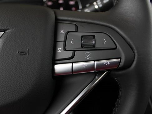 New 2025 Cadillac XT6 Luxury image 21