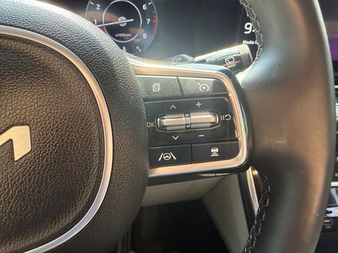 Used 2024 Kia Carnival SX Prestige FWD image 17