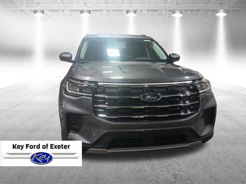 New 2026 Ford Explorer Active image 3
