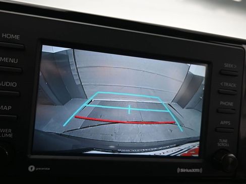 Used 2020 Toyota RAV4 XLE image 18