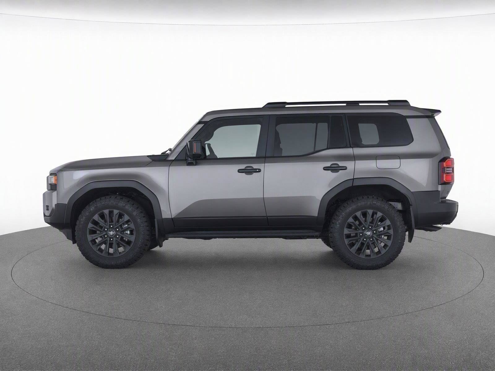 Used 2026 Toyota Land Cruiser w/ Premium Package AWD/4WD image 7