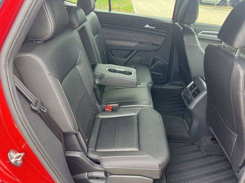 Used 2021 Volkswagen Atlas Cross Sport SE AWD/4WD image 33