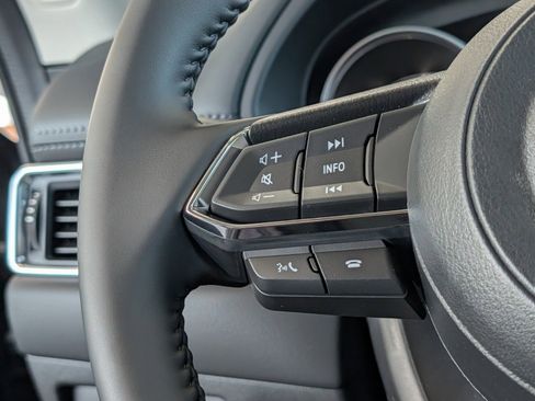 New 2025 MAZDA CX-5 AWD 2.5 S w/ Preferred Package image 19
