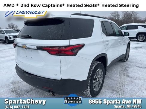 Used 2023 Chevrolet Traverse LT image 3