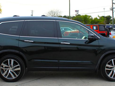 Used 2016 Honda Pilot Elite image 6