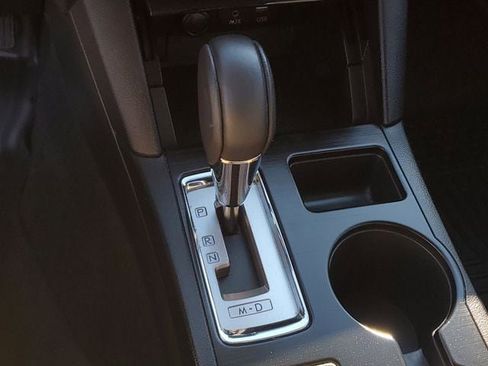 Used 2017 Subaru Outback 2.5i Limited image 38