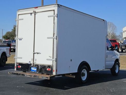 Used 2019 Ford E-350 and Econoline 350 Super Duty w/ Power Windows & Locks Group image 8