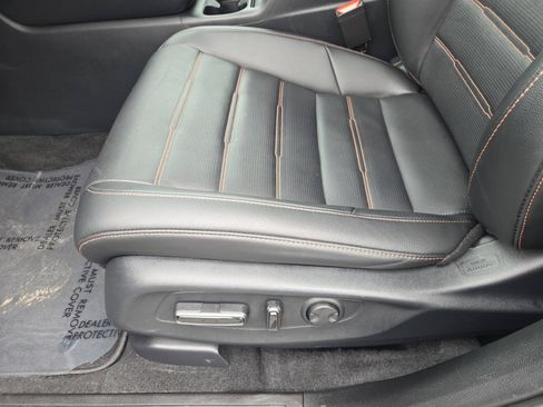 Used 2025 Honda CR-V Sport-L image 16