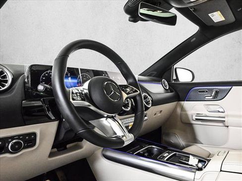 New 2026 Mercedes-Benz GLA 250 4MATIC image 10