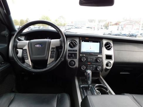 Used 2017 Ford Expedition Limited w/ Equipment Group 301A AWD/4WD image 16