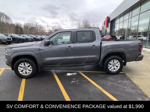 Used 2022 Nissan Frontier SV image 3