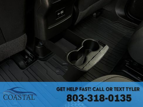 Used 2023 GMC Acadia SLE image 20