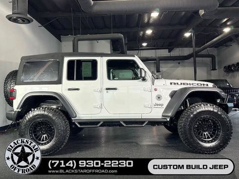 Used 2024 Jeep Wrangler Unlimited Rubicon w/ Convenience Group AWD/4WD image 1