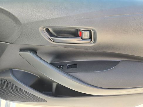 Used 2024 Toyota Corolla LE image 21