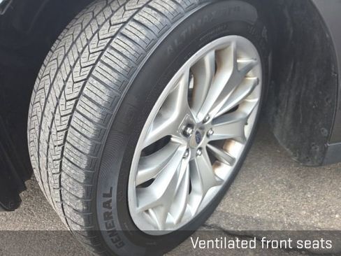 Used 2017 Ford Taurus Limited image 30