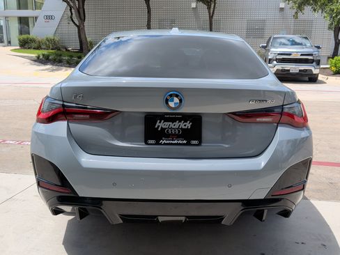 Used 2022 BMW i4 eDrive40 w/ M Sport Package RWD image 9