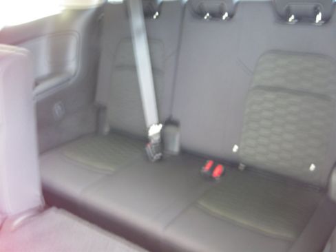 Used 2025 Nissan Pathfinder S FWD image 29
