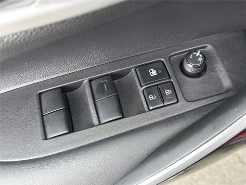 Used 2023 Toyota Corolla XSE FWD image 19