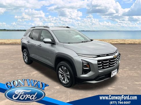 Used 2025 Chevrolet Equinox LT w/ Convenience Package II image 1