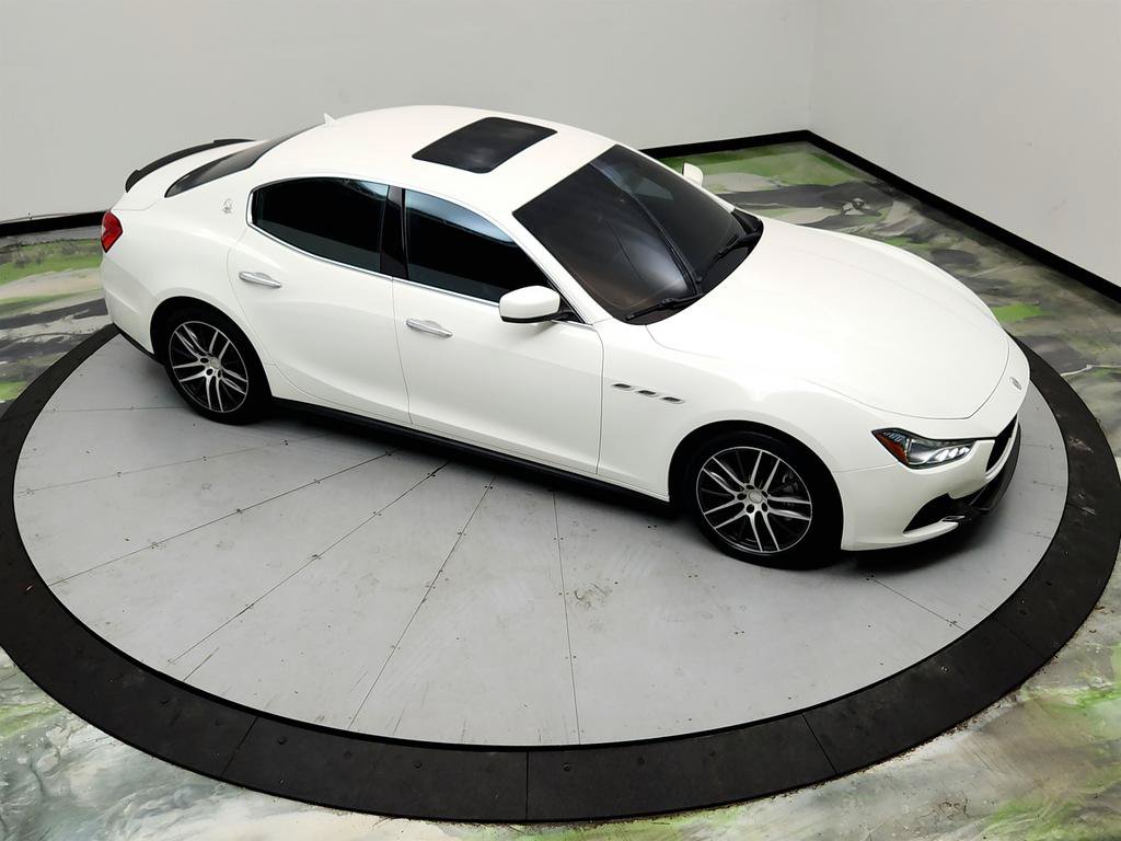Used 2016 Maserati Ghibli RWD image 35