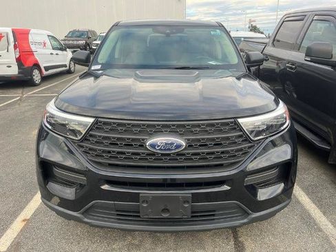 Certified 2023 Ford Explorer 4WD image 1
