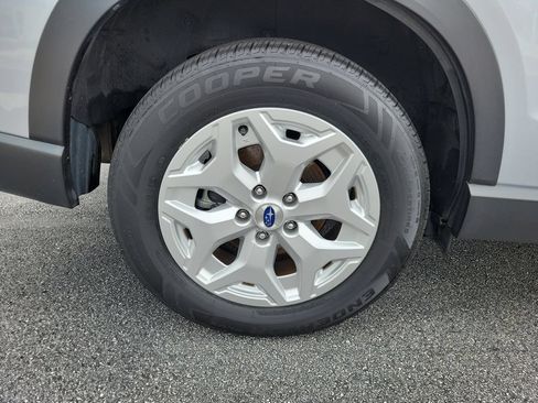 Used 2021 Subaru Forester AWD/4WD image 5