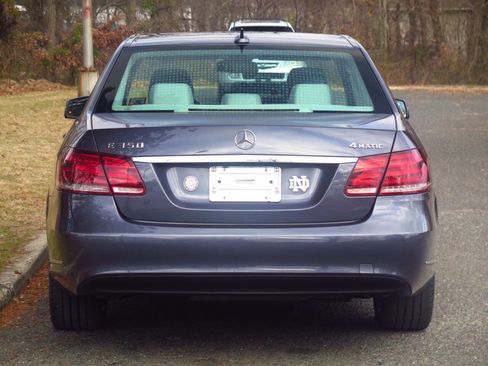 Used 2014 Mercedes-Benz E 350 4MATIC Sedan image 22