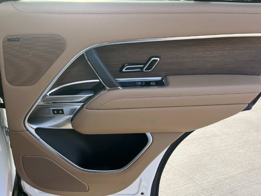 Certified 2023 Land Rover Range Rover SE AWD/4WD image 28