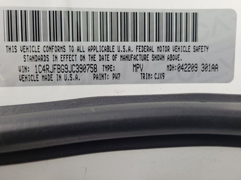 Used 2018 Jeep Grand Cherokee Limited image 33