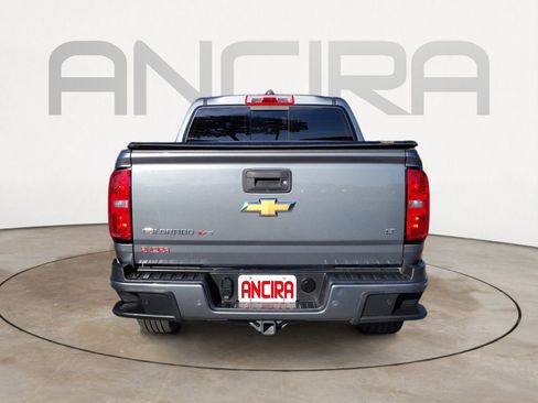 Used 2019 Chevrolet Colorado LT w/ LT Convenience Package image 12