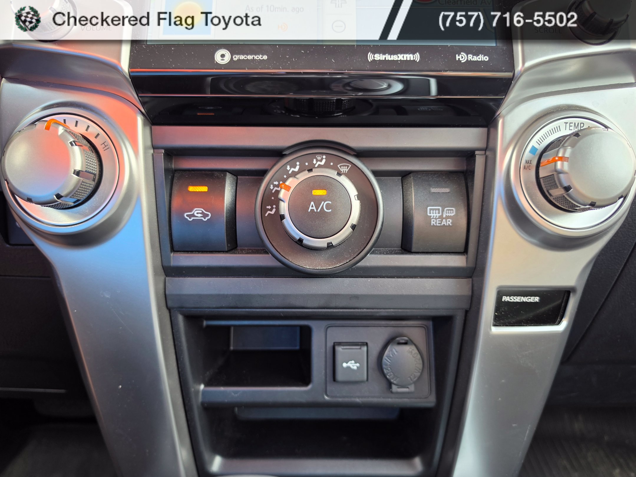 Used 2024 Toyota 4Runner SR5 Premium w/ Moonroof Package AWD/4WD image 19