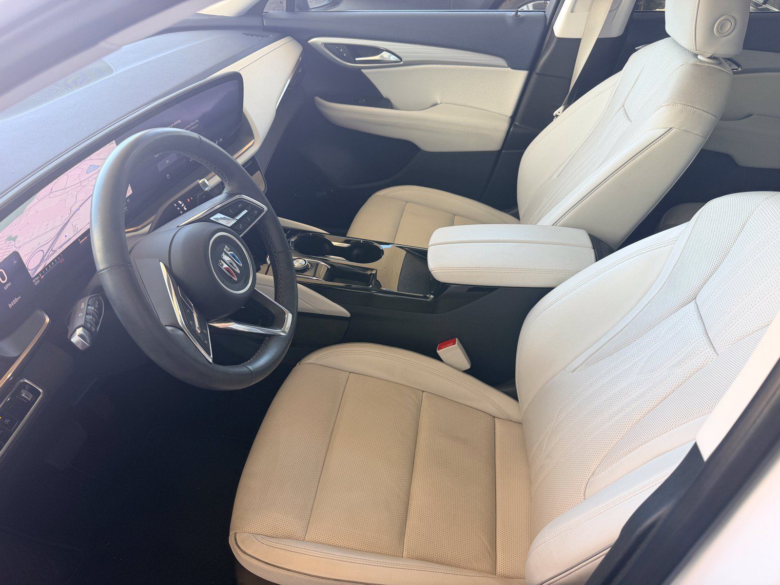 Used 2025 Buick Envision Avenir AWD/4WD image 23