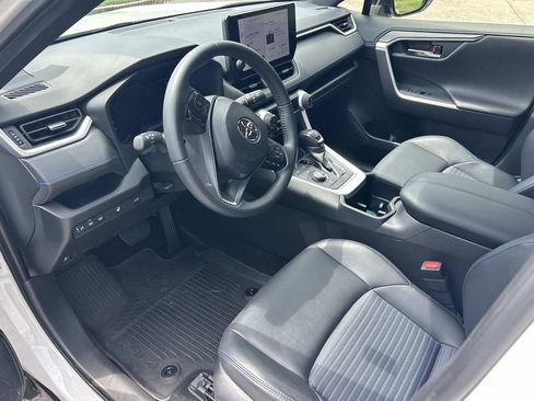 Used 2023 Toyota RAV4 XSE w/ XSE Grade Weather Package AWD/4WD image 16