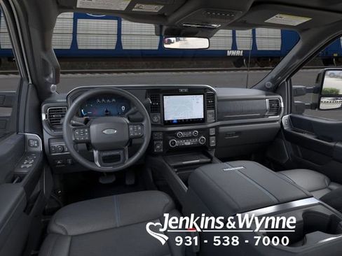 New 2026 Ford F350 Platinum w/ FX4 Off-Road Package image 9